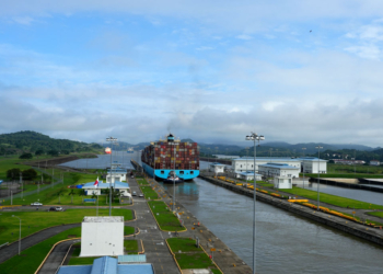 GOP Lawmaker to Introduce Panama Canal Repurchase Act