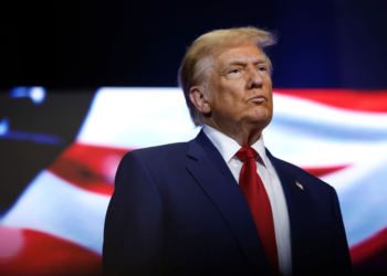 Trump Admin Places Hold on Federal Loans, Grants