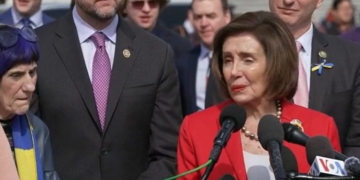 Meet The 9 Lawmakers Who Out-Traded Nancy Pelosi In The Stock Market Last Year