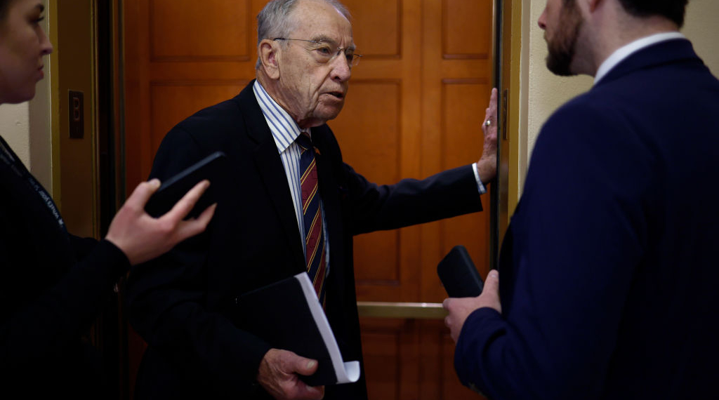 Senators Demand NARA Documents on Biden’s Use of Personal Email