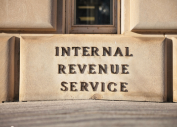 IRS Set to Layoff 6,700 Workers Thursday: Report