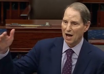 Dems Suddenly Concerned About Protecting Taxpayers After Seizing On Leaked Tax Returns With A Smile