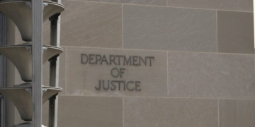 Left-Wing Org Threatens Lawsuit Over Effort To Clear Out FBI Officials On Jan 6, Trump Cases