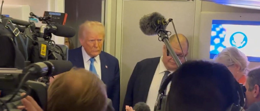 Trump Reveals If He Thinks It’s Possible For China And US To Shake Hands On Trade Deal