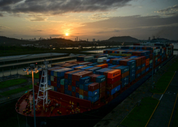 BlackRock Brokers Deal to Bring Panama Canal Back Under American Control