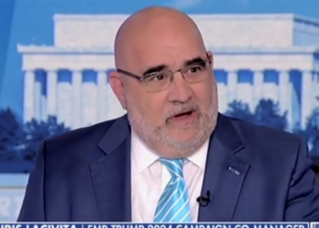 ‘Collage Of Idiocy’: Former Trump Campaign Co-Manager Rips Dems For Wasting Resources On Copy-Pasted Trump Rebuke