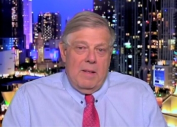 ‘Never Seen Anything Like This’: Crucial Voter Groups Fleeing Democrats, Says Stunned Fmr Clinton Pollster