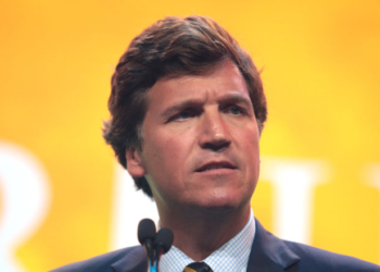 Tucker Announces Heartbreaking Personal News With Powerful Tribute