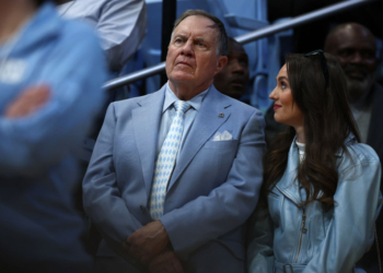 Bill Belichick’s Girlfriend Derails Interview in Viral Video