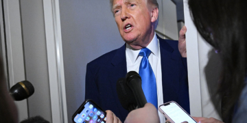 Trump Touts Tariffs Up Investment in US