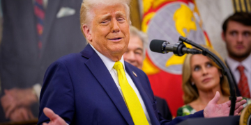 Trump Endorses Both GOP Candidates in Arizona Race