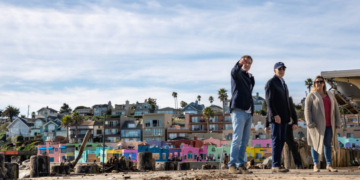 Gavin Newsom Begs Regulators To Keep Refineries In Biz After California Dems Ran Industry Out Of Town