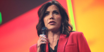 Kristi Noem Robbed Of Thousands In Cash At D.C. Restaurant On Easter