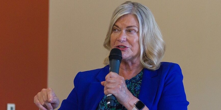 Sen. Lummis Says Country ‘Back On Track’ With Trump’s Effort To Boost Coal