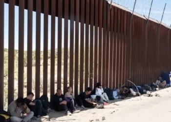 Supreme Court Ruling Makes Curious Exception For Illegal Migrants Ordered To Leave Country On A Saturday