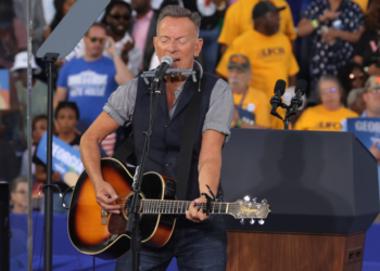 Trump Posts Video of Him Hitting Springsteen While Golfing 