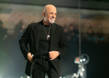 Singer Billy Joel Cancels Concerts, Reveals Brain Disorder Diagnosis