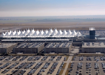 Denver Air Traffic Control Temporarily Loses Contact With Aircraft