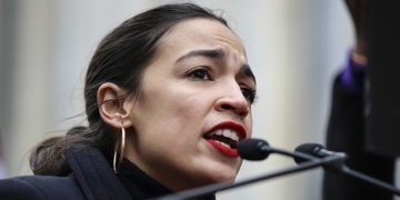 AOC Doubles Down On Political Loser As Dems Seek To Ditch ‘Abolish ICE’ Bandwagon