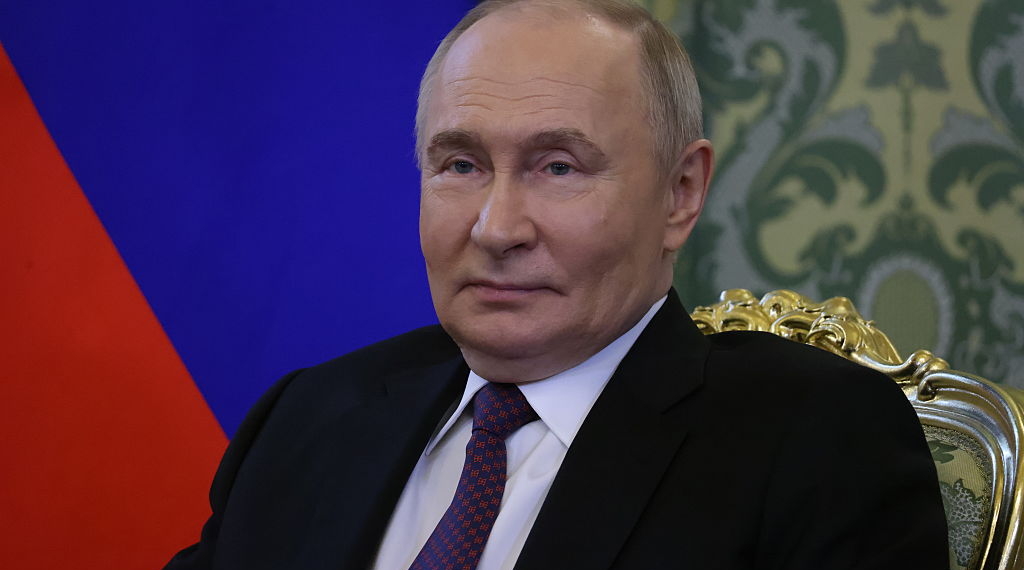 Trump Says Putin Told Him He Will Respond to Ukraine Attack on Russian Airfields