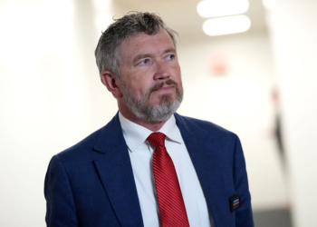 Trump Seeks to Oust Massie From House 