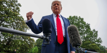 Trump Calls on ICE to Expand Deportation Efforts in Dem-Run Cities