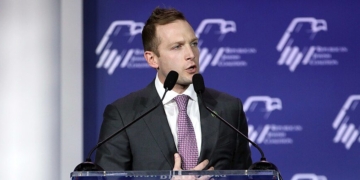 Man Charged With Ethnic Intimidation After Allegedly Threatening Jewish Congressman With Palestine Flag