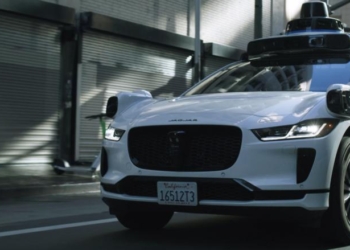 Self-Driving Taxis Steer Clear Of LA Migrant Riots