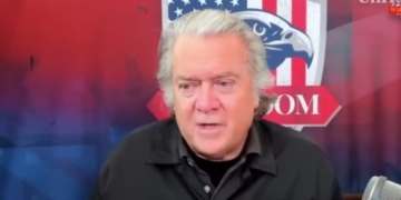 Steve Bannon Demands Pentagon Investigate Musk’s Push For Sensitive Briefings On China