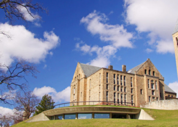 Universities Sit On Billion-Dollar Endowments While Jacking Up Tuition