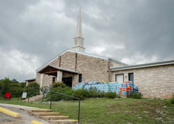 IRS: Churches Can Endorse Political Candidates 