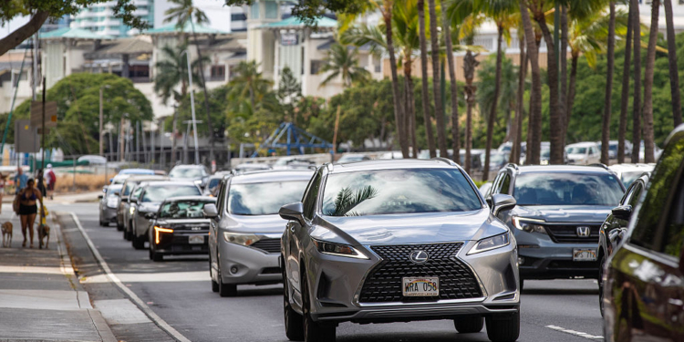 Tsunami Waves Hit Hawaii After 8.8 Earthquake Rocks Russia