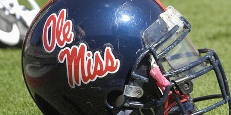 College Football Player Dies at 18 in Tennessee Shooting