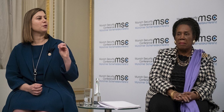 Dem Senator Says Her Party Needs To Ditch ‘Wonky Policies’ Approach In Favor Of ‘Alpha Energy’