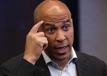 ‘F*cking Fight’: Dems Face Off In Epic Verbal Spat On Senate Floor