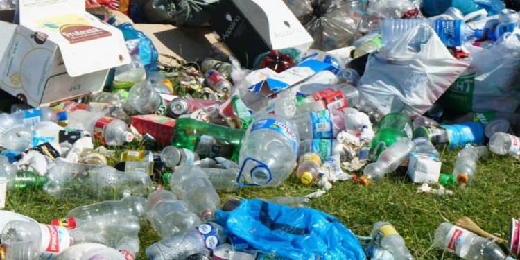 Garbage Mountains Bury Birthplace Of America As Union Demands Wage Hike