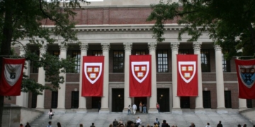 Harvard Agrees To Turn Over Documents To DHS Proving Citizenship Of Employees