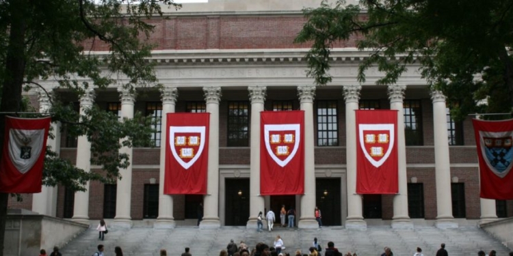 Harvard Agrees To Turn Over Documents To DHS Proving Citizenship Of Employees