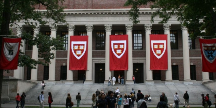 Harvard’s Battle With Trump Admin May Break It