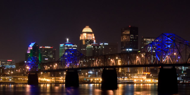 Major US City Bows To Trump Admin Pressure, Will Drop Sanctuary Policy