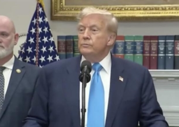 ‘Nancy Pelosi Should Be Investigated’: Trump Signals Support For Congressional Stock Trading Ban