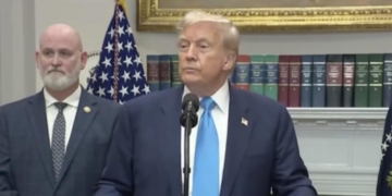 ‘Nancy Pelosi Should Be Investigated’: Trump Signals Support For Congressional Stock Trading Ban