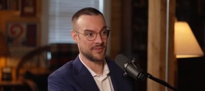 Reporter Tells Tucker Carlson Clues Of Chinese Takeover Of America Hiding In Plain Sight