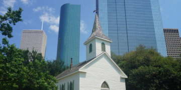 Reverend Disavows Girlfriend Who Ranted About Whiteness In Wake Of Texas Floods