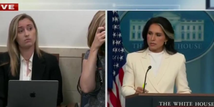 Tulsi Gabbard Gives One-Word Answer When Asked If She’s Referring Obama For Criminal Charges
