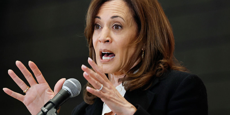 Trump Revokes Kamala Harris’ Secret Service Detail