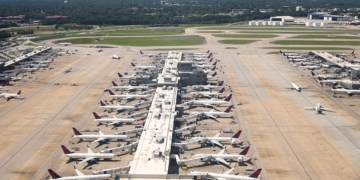 Pipe Burst Rains Down Sewage On Travelers At Atlanta Airport