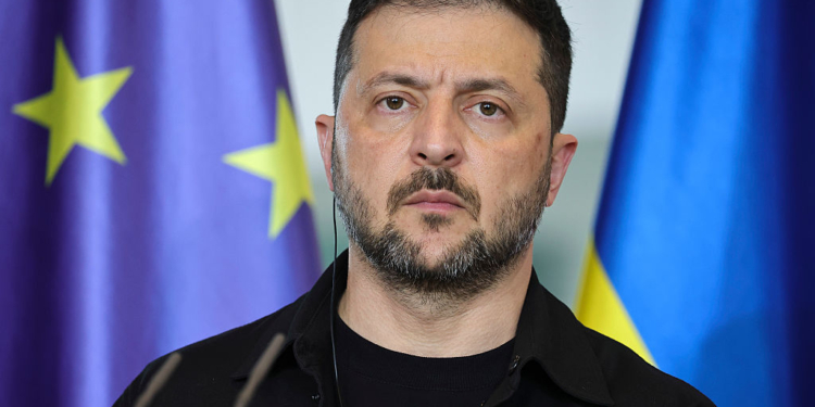 Zelenskyy to Meet With Trump in DC Monday