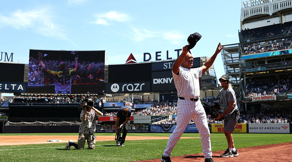 Mariano Rivera Seriously Injured During Yankees Alumni Game