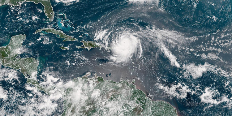 Hurricane Erin to Bring Dangerous Winds and Swells All Along East Coast